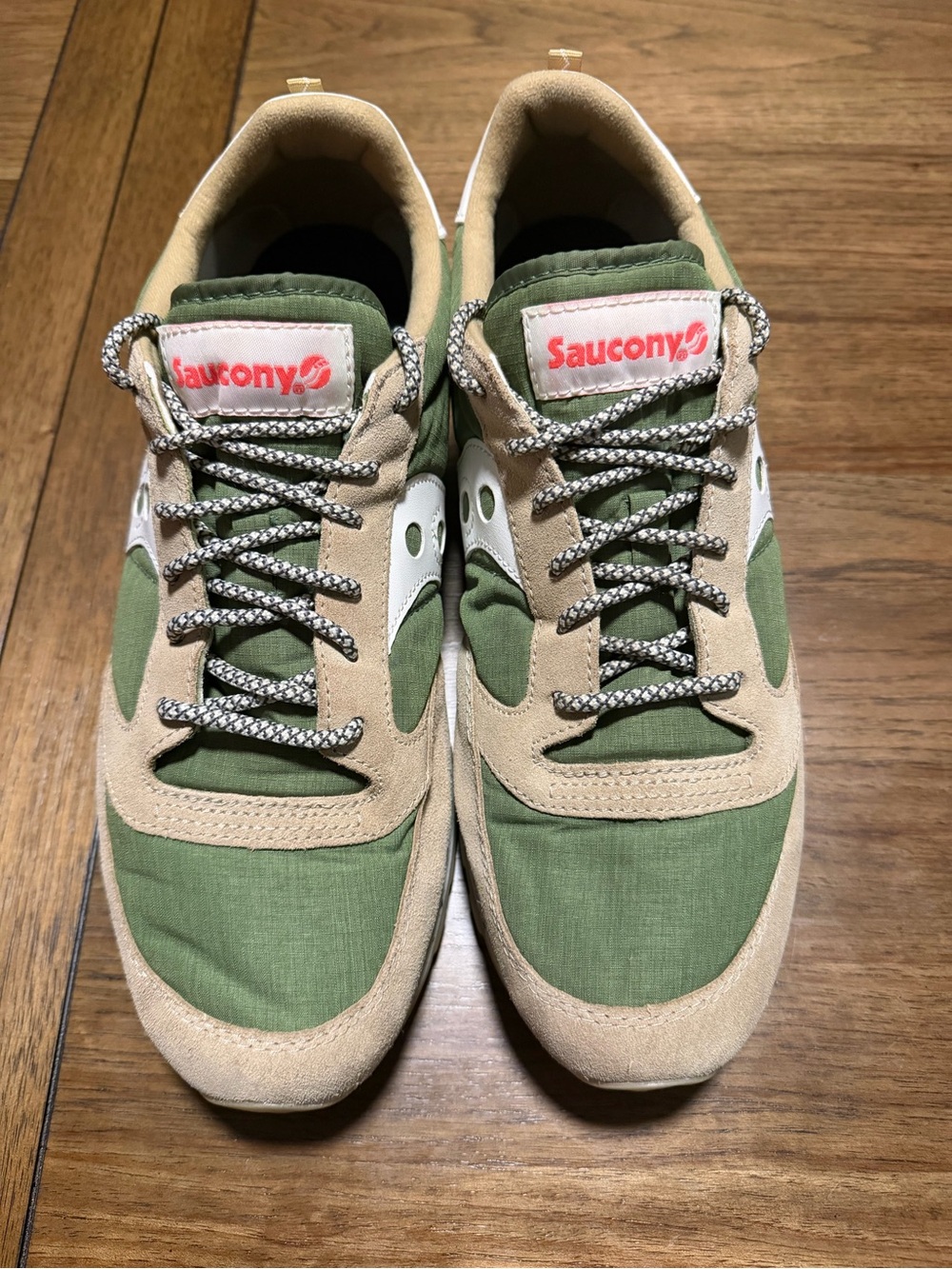 Saucony Olive Green and Tan Low-Top Sneakers